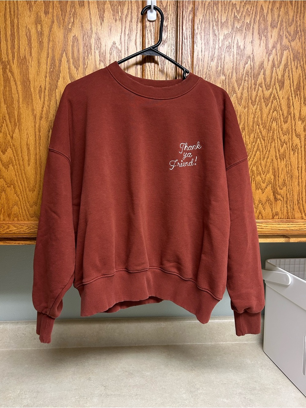 Thank Ya Friend! Rust Crewneck Sweatshirt - Women Lainey Wilson x wrangler sm